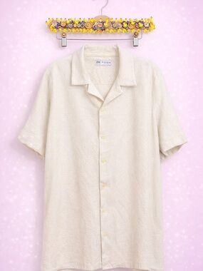 Zara Men Short-Sleeve Button-Down Shirt in Cream